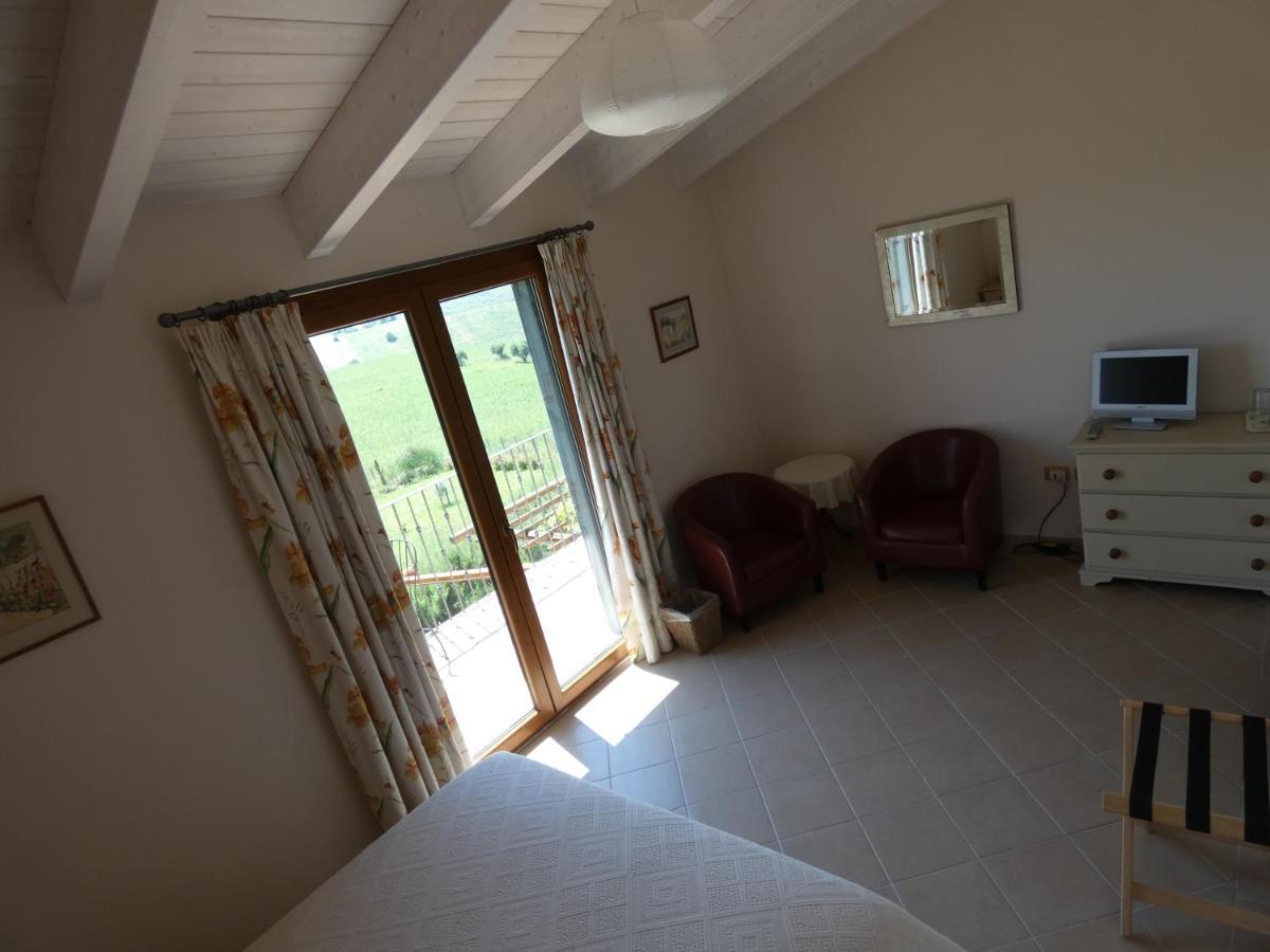 Il Frutteto Bed And Breakfast Ripattone ภายนอก รูปภาพ